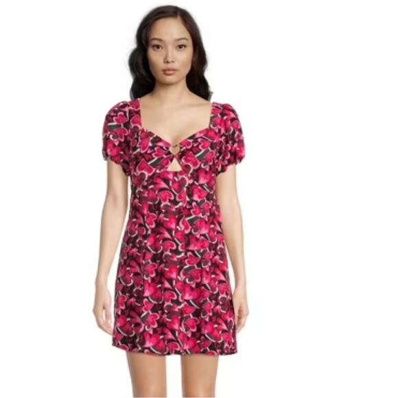 Steve Madden Dresses & Skirts - Steve Madden Heart Print Dress Smocked Back Dress Red Pink Black Mini Size S